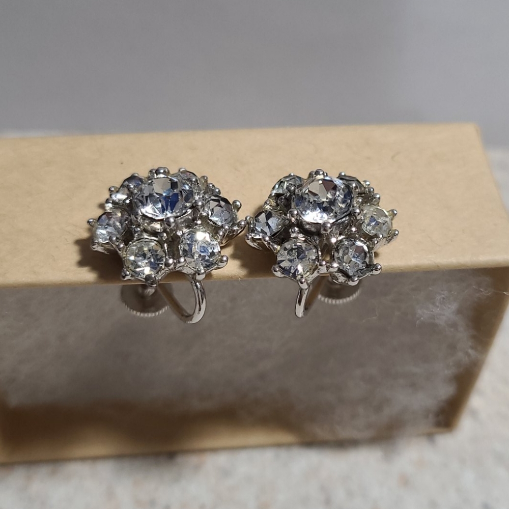 Bogoff Vintage Screw Back Earrings Clip Clear Crystals Rhinestones Faux Diamonds - Picture 3 of 13